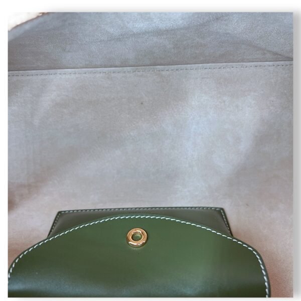 Extra Bag L27 Shoulder Bag Green in Calfskin, Gold hardware - Image 14