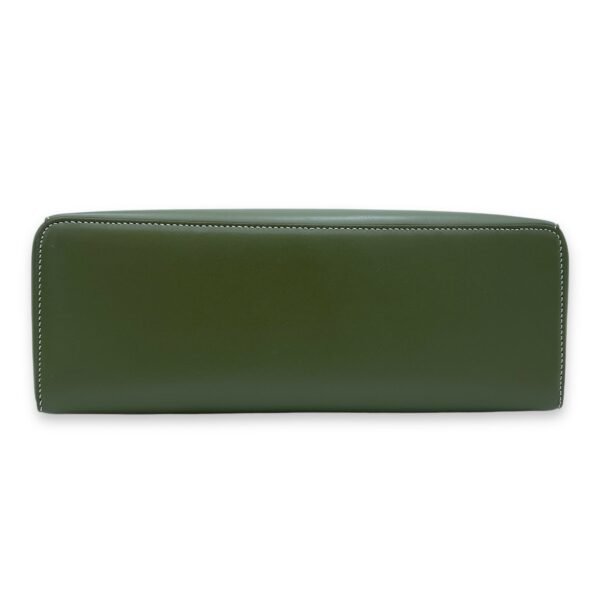 Extra Bag L27 Shoulder Bag Green in Calfskin, Gold hardware - Image 5