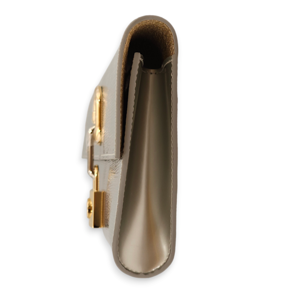 Blade Silver Clutch in Epi Leather, 2-Tone hardware - Image 4