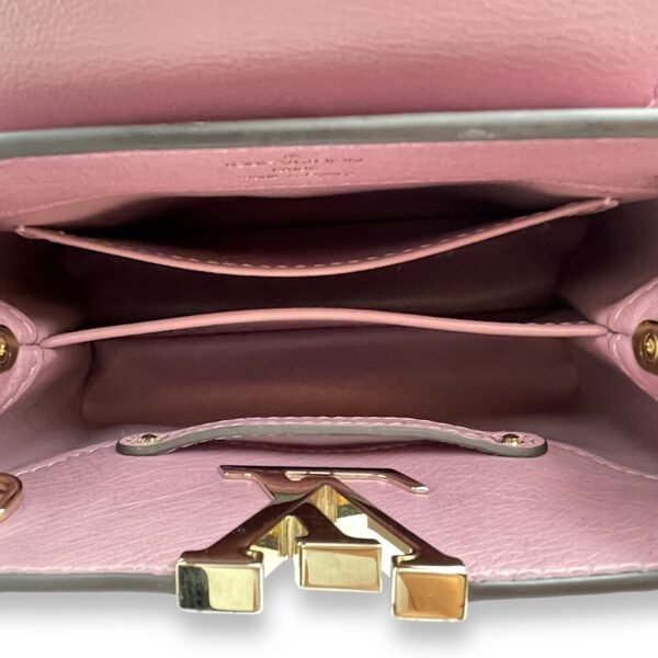Capucines Mini Mauve Top Handle Bag in Ostrich, Gold hardware - Image 5