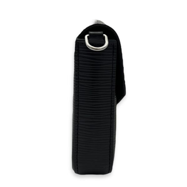 Felicie Black Wallet On Chain in Epi Leather, Silver hardware - Image 3