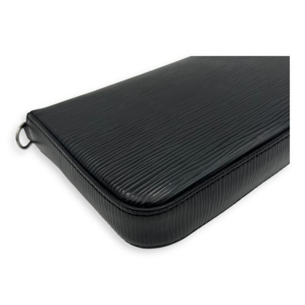 Felicie Black Wallet On Chain in Epi Leather, Silver hardware - Image 7