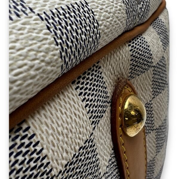 Galleria Damier Azur Shoulder Bag in Coated Canvas, Gold hardware - Image 10