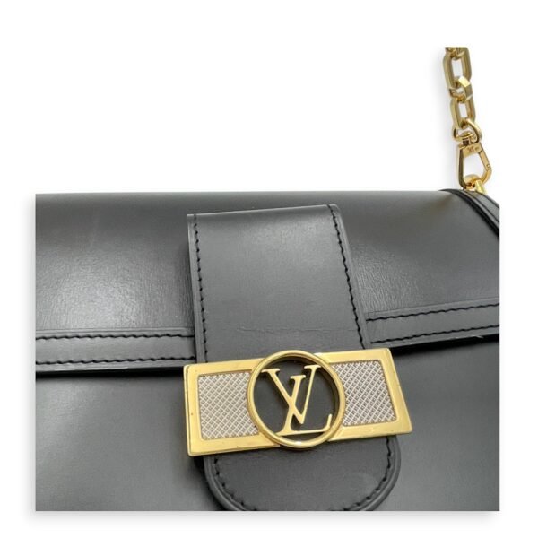 Dauphine MM Black Shoulder Bag in Calfskin, Gold hardware - Image 7