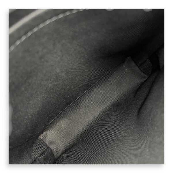 Discovery Messenger Black in Calfskin, Silver hardware - Image 7