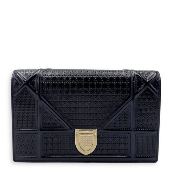 Diorama Wallet On Chain Blue in Patent Leather, Light Gold hardware