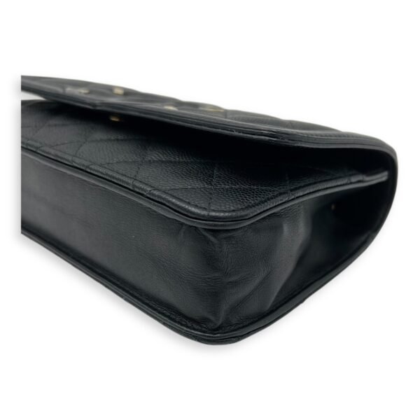 Filigree Wallet On Chain Black in Caviar Leather, Gold hardware - Image 9