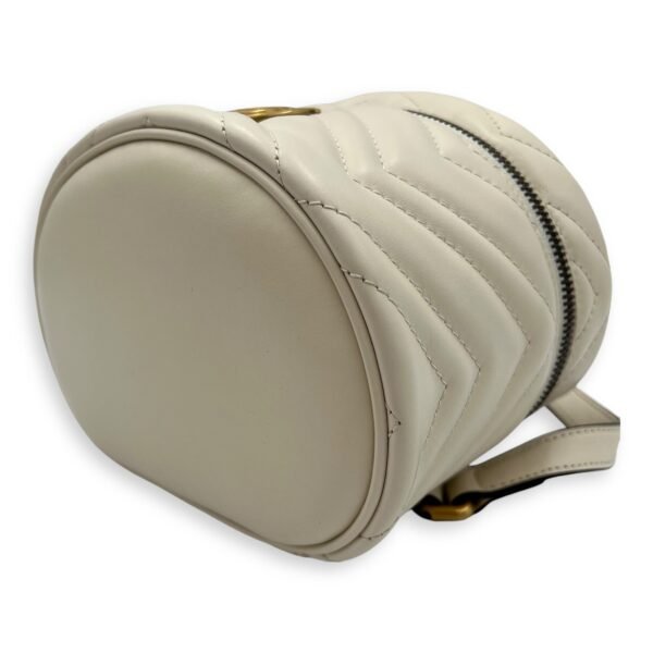 GG Marmont Backpack White in Calfskin, Gold hardware - Image 9