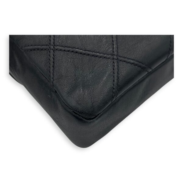 CC 65/26 Blue Belt Bag in Lambskin, Gold hardware - Image 11
