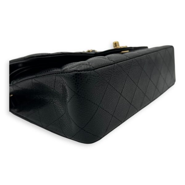 Classic Flap Medium Black Shoulder Bag in Caviar Leather, Gold hardware - Image 8