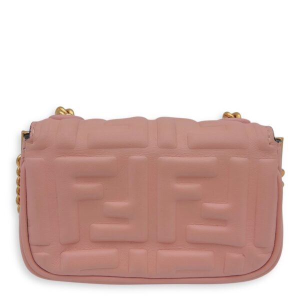 Baguette Nano Pink Wallet On Chain in Calfskin, Gold hardware - Image 2