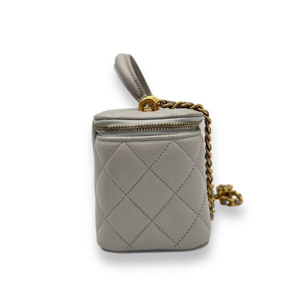 CC Vanity Bag Grey in Lambskin, Gold hardware - Image 3