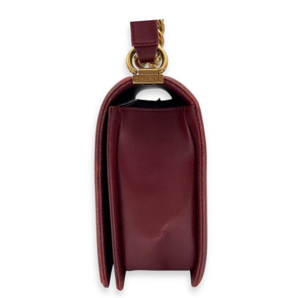Boy Shoulder Bag Medium Red in Calfskin, Gold hardware - Image 3