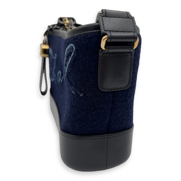 Gabrielle Small Blue Crossbody Bag in Felt Fabric, Mixed hardware - Image 3