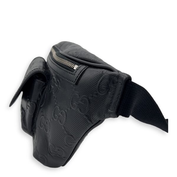 GG Belt Bag Black in Calfskin, Gold hardware - Image 6