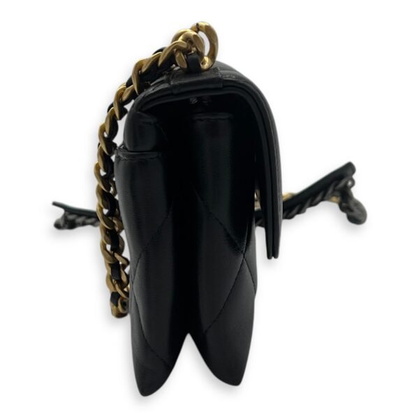 C19 Chain Pouch Black Crossbody Bag in Lambskin, Mixed hardware - Image 3