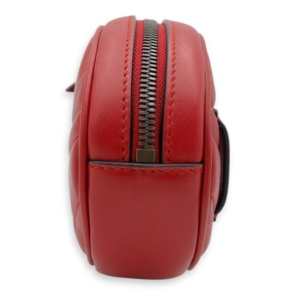 GG Marmont Belt Bag Red in Calfskin, Gold hardware - Image 3