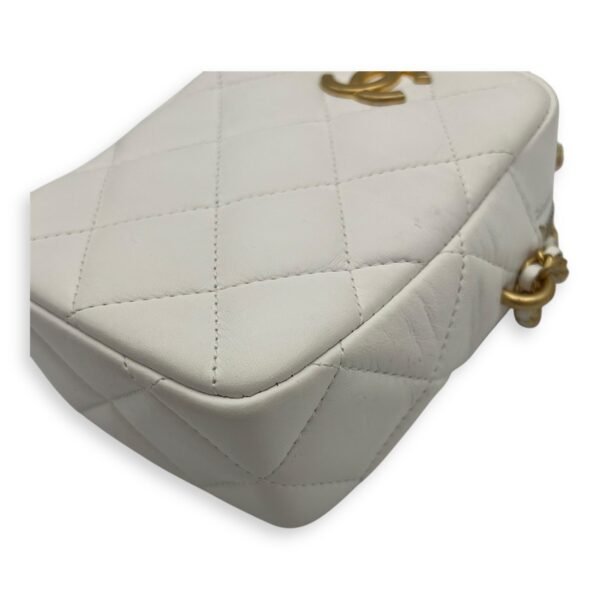 CC Camera Crossbody Bag White in Lambskin, Gold hardware - Image 10
