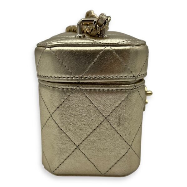 CC Vanity Bag Gold in Lambskin, Gold hardware - Image 3