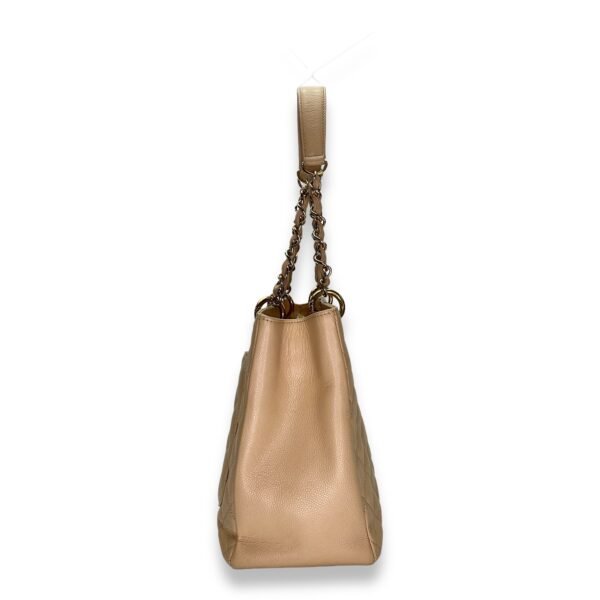GST Beige Shoulder Bag in Caviar Leather, Gold hardware - Image 4