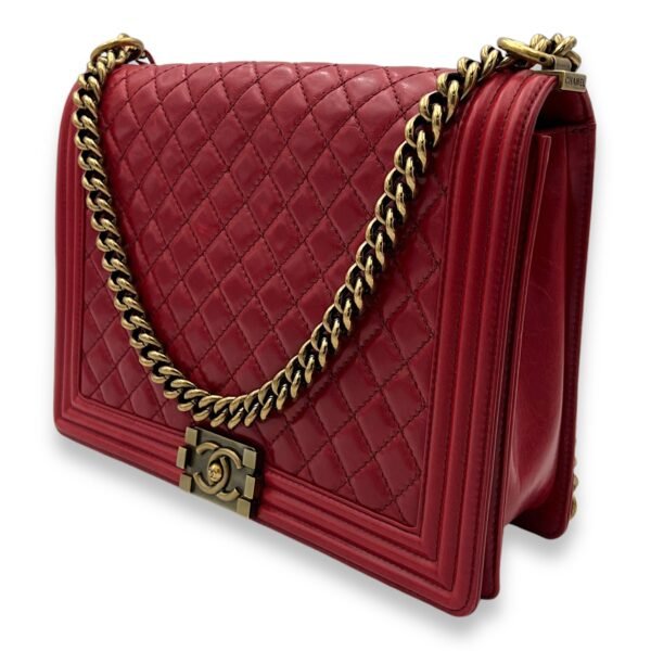 Boy Shoulder Bag Large Red in Calfskin, Gold hardware - Image 4