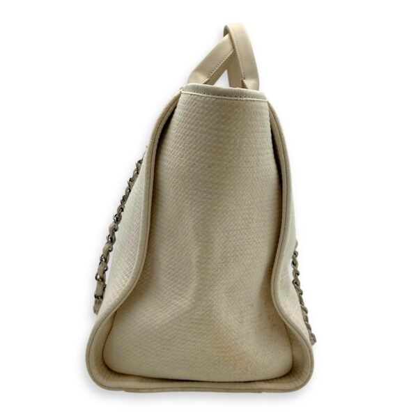 Deauville Tote Bag White in Canvas, Silver hardware - Image 4
