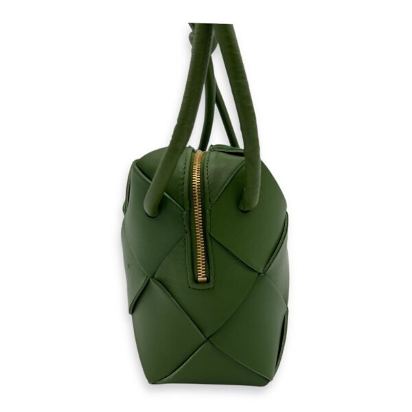 Cassette Shoulder Bag Green in Lambskin, Gold hardware - Image 3