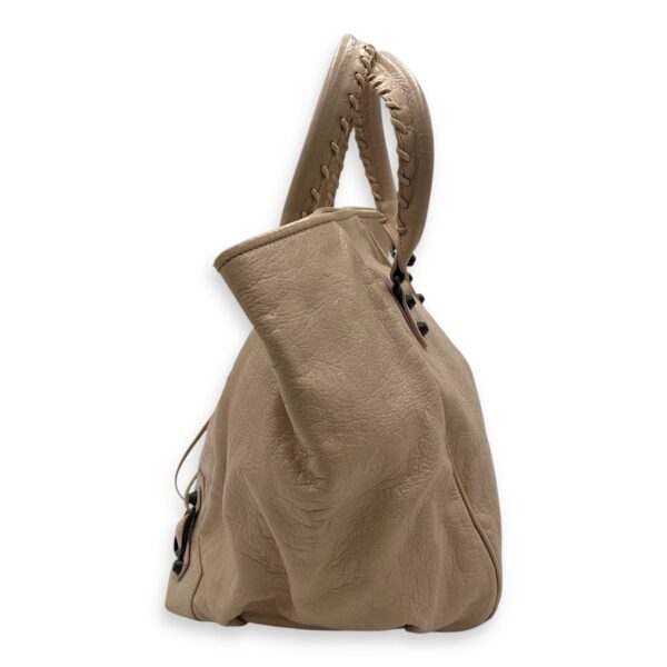 Sunday Beige Top Handle Bag in Goat Leather, Ruthenium-finish Brass hardware - Image 4