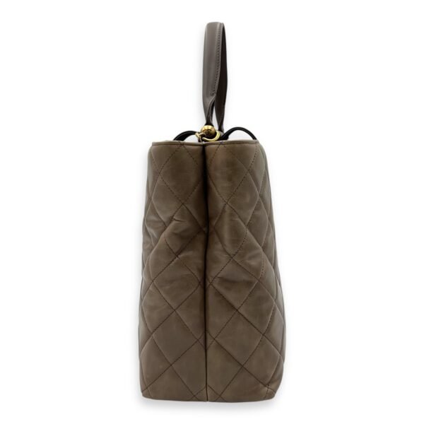 Gold Bar Beige Top Handle Bag in Calfskin, Gold hardware - Image 4