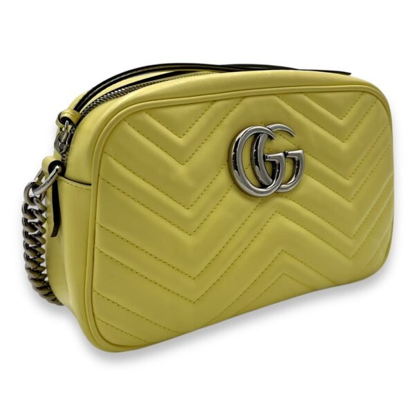 GG Marmont Crossbody Bag Medium Yellow in Calfskin, Silver hardware - Image 4