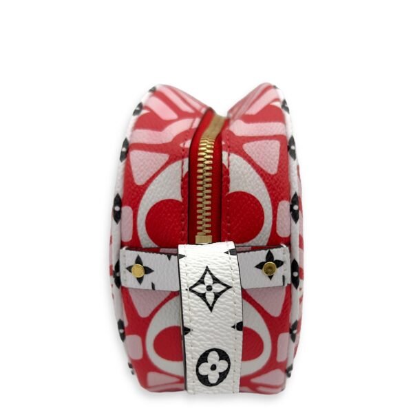 Boite a Chapeau PM Red Shoulder Bag in Coated Canvas, Gold hardware - Image 4
