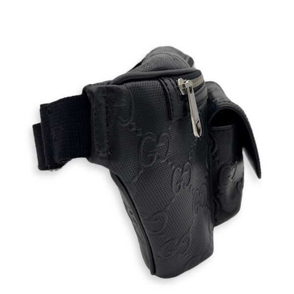 GG Belt Bag Black in Calfskin, Gold hardware - Image 5