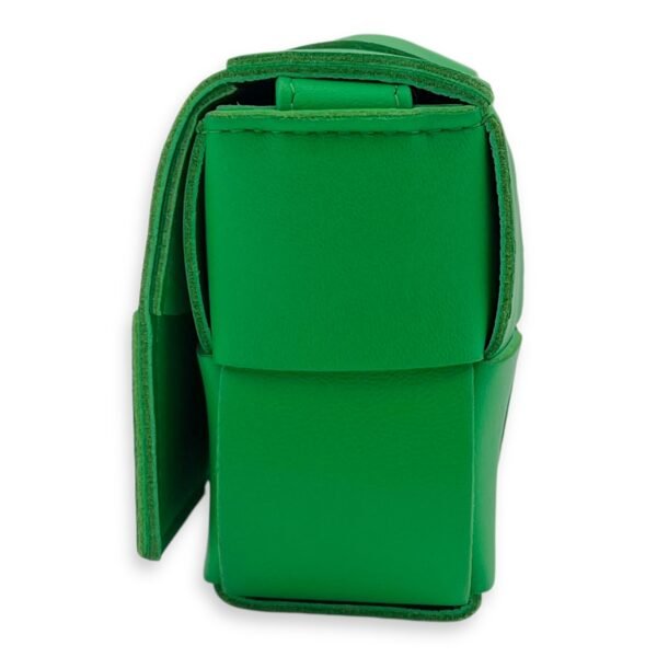 Cassette Green Crossbody Bag in Lambskin, Gold hardware - Image 4