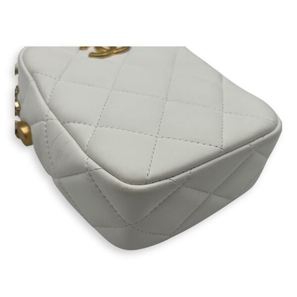 CC Camera Crossbody Bag White in Lambskin, Gold hardware - Image 9