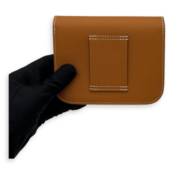 Constance Slim Toffee Wallet in Epsom, Gold hardware - Image 4