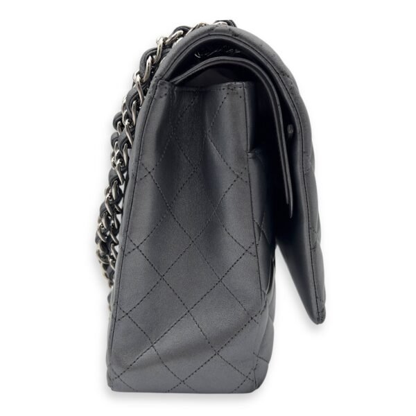 Classic Shoulder Bag Maxi Silver in Lambskin, Silver hardware - Image 4