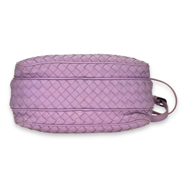 Messenger Crossbody bag in Intrecciato leather, Gunmetal Hardware - Image 5