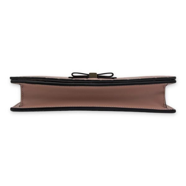 GG Bow Continental Pink Wallet On Chain in Guccissima Leather, Gold hardware - Image 5