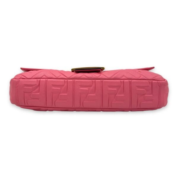 Baguette Shoulder Bag Pink in Calfskin, Gold hardware - Image 5
