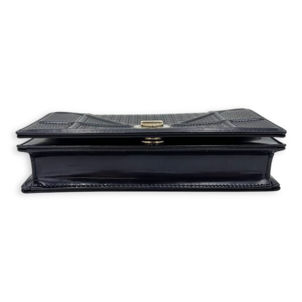 Diorama Wallet On Chain Blue in Patent Leather, Light Gold hardware - Image 5