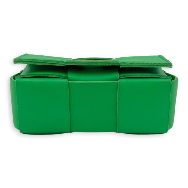 Cassette Green Crossbody Bag in Lambskin, Gold hardware - Image 5