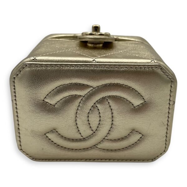 CC Vanity Bag Gold in Lambskin, Gold hardware - Image 5
