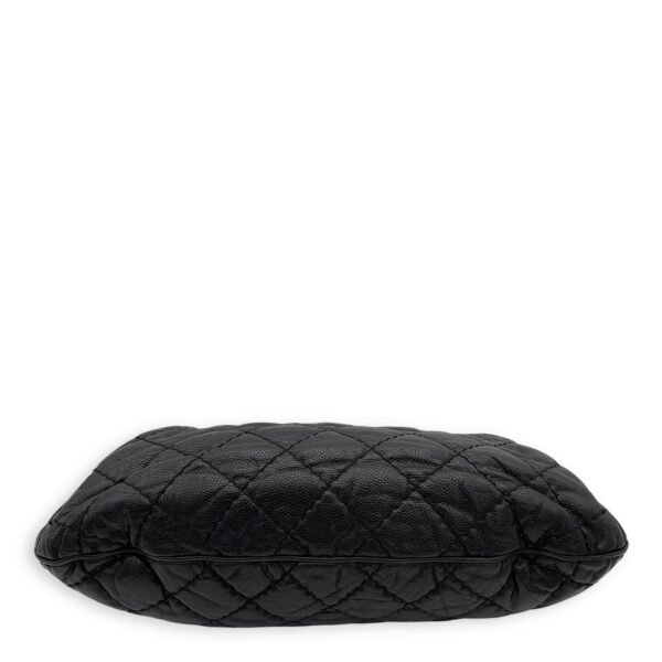 Coco Pleats Hobo Top handle bag in Caviar leather, Gold Hardware - Image 4