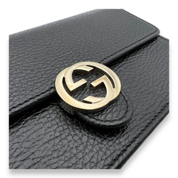 Interlocking G Wallet On Chain Black in Calfskin, Light Gold hardware - Image 6