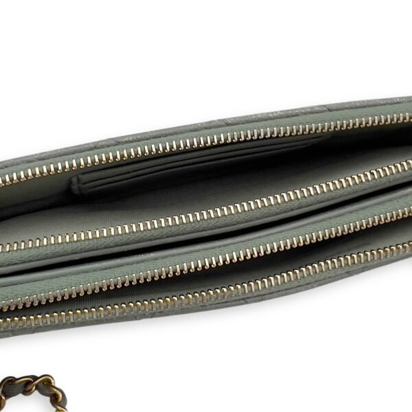 Double Zipped Green Crossbody Bag in Caviar Leather, Gold hardware - Image 6