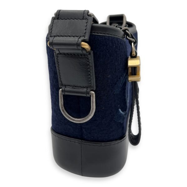 Gabrielle Small Blue Crossbody Bag in Felt Fabric, Mixed hardware - Image 10