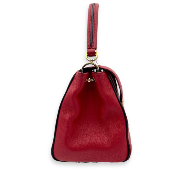 Double V Top Handle Bag Red in Calfskin, Gold hardware - Image 4