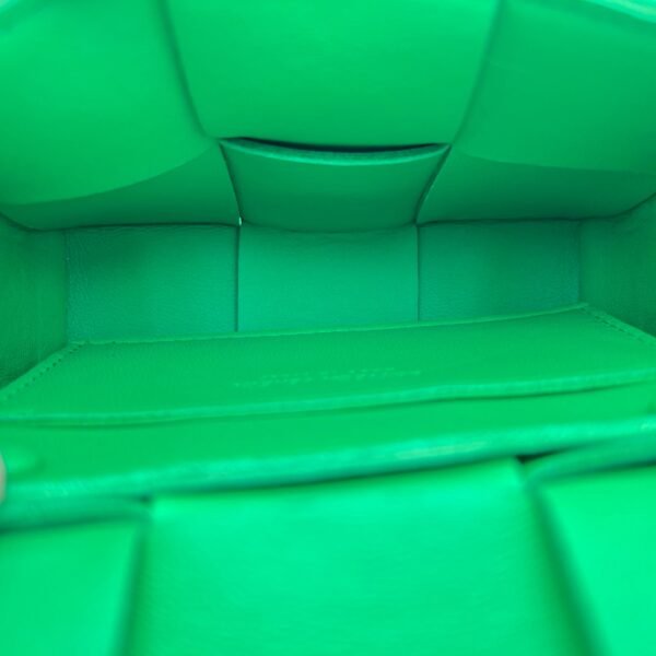 Cassette Green Crossbody Bag in Lambskin, Gold hardware - Image 6