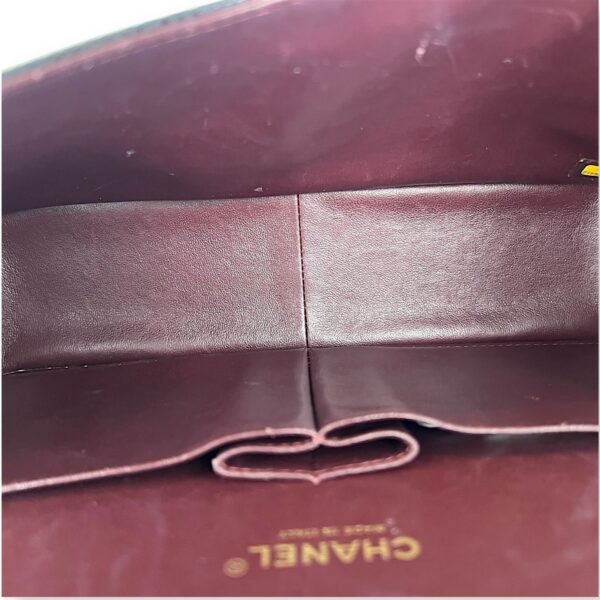 Classic Double Flap Jumbo Black Shoulder Bag in Caviar Leather, Gold hardware - Image 6