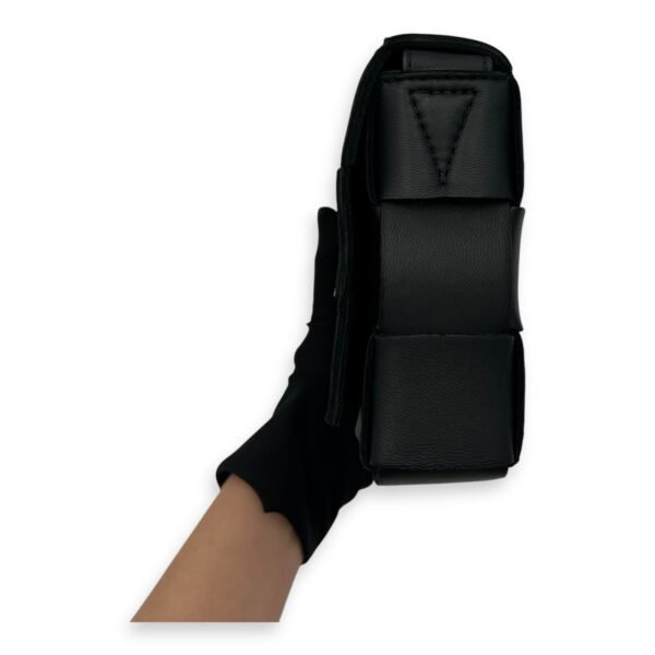 Cassette Black Crossbody Bag in Lambskin - Image 5